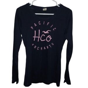 Hollister Co. Women's Pink and Navy Shirt